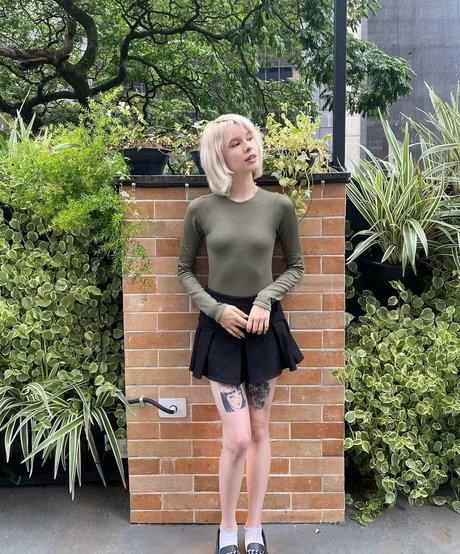 Luh Setra perfect pornstar pics