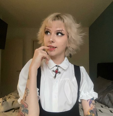 Luh Setra nudes actress img