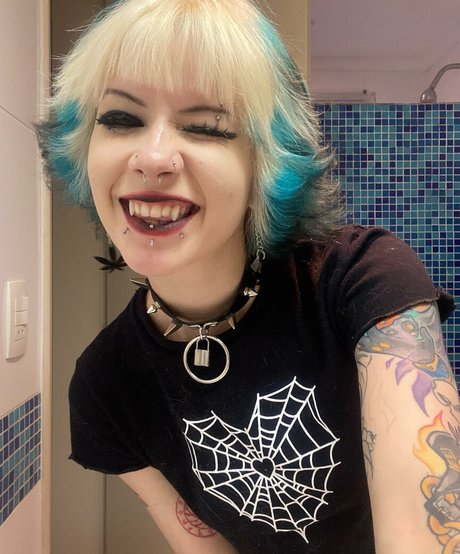 Luh Setra nude star archive