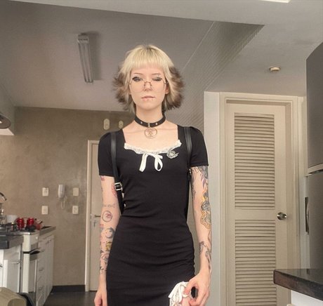 Luh Setra star free pic