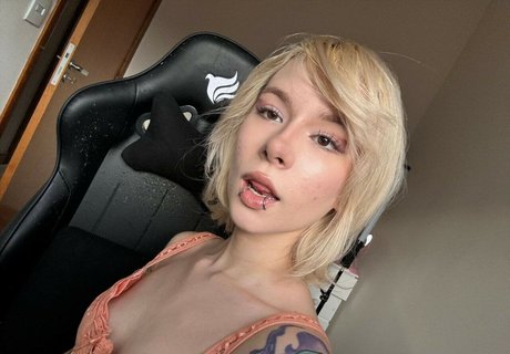 Luh Setra star perfect photo