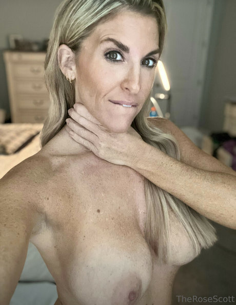 Rosescottvip nice pornstar pics