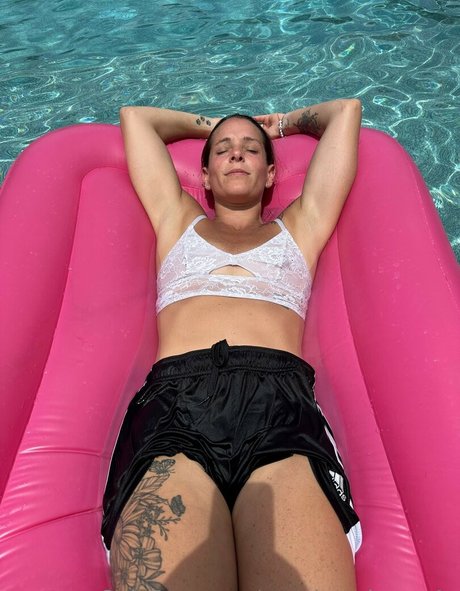 Convincedmom4u art model archive