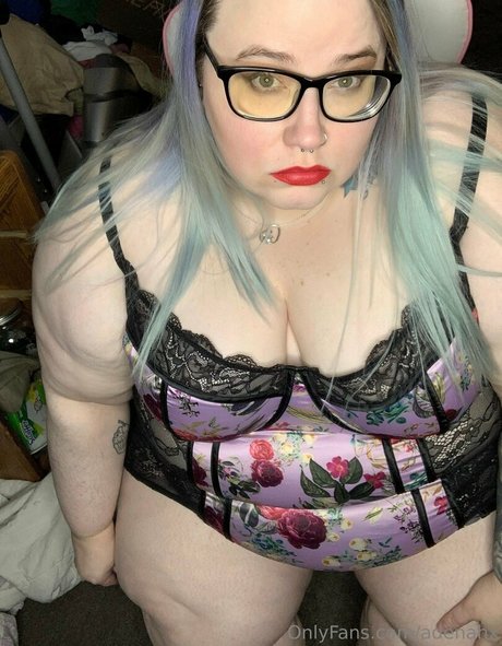 adenahx pornstar high quality pic