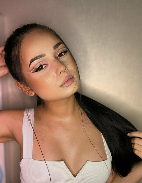 valerie s tar star nude archive