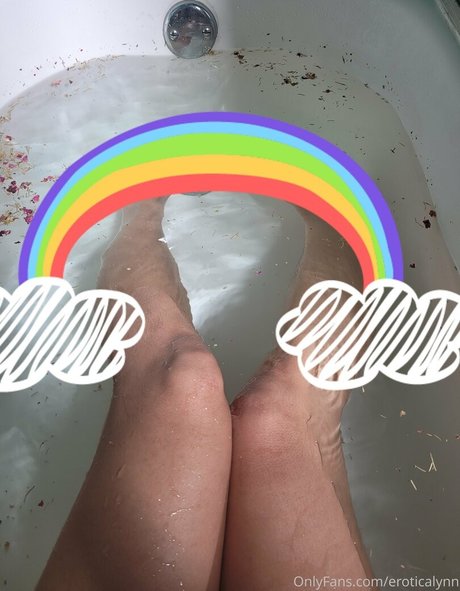 blowjob brunette onlyfans sexy naked image