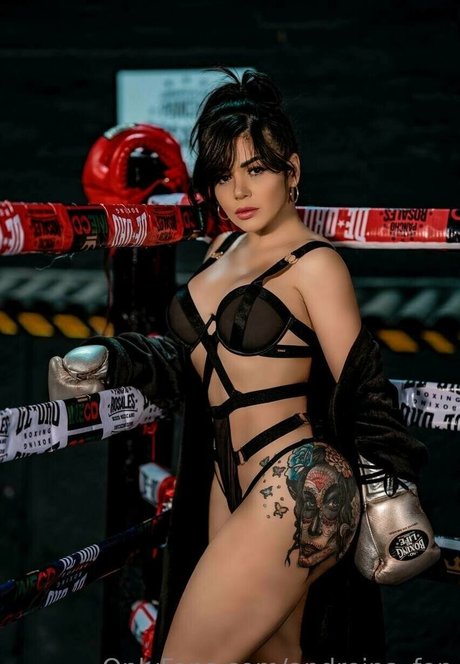 Andreina Fonseca hot model picture