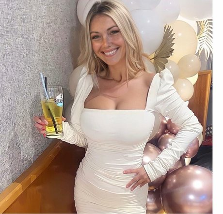 Rachel Dixon naked model pic