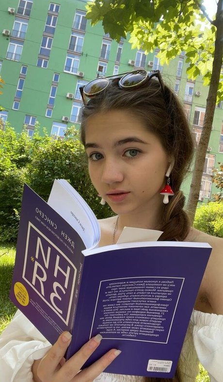 Dana Taranova model high quality images