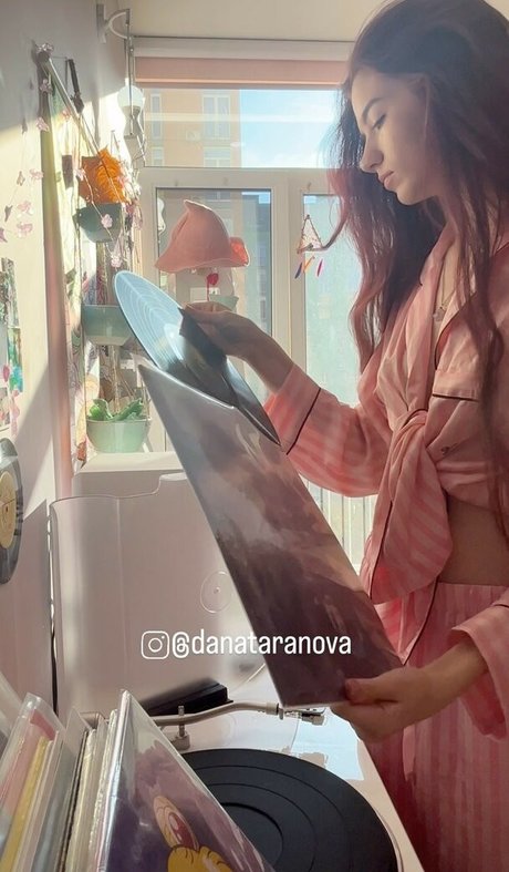 Dana Taranova star pornographic photos