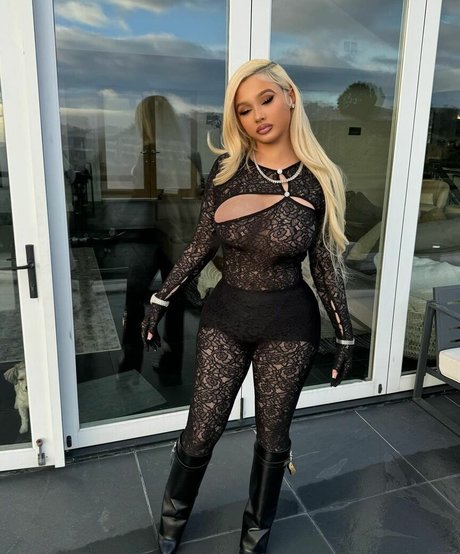 sucking cock onlyfans free archive