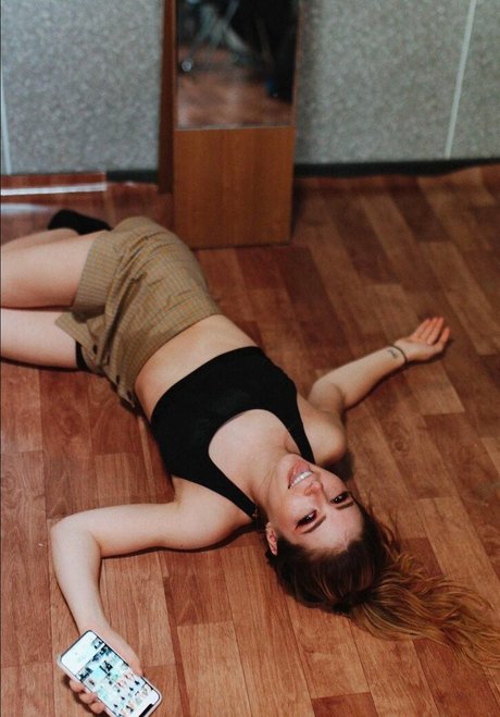 Chrissy Costanza star erotic archive