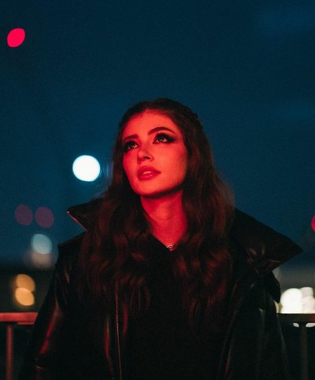 Chrissy Costanza naked star pics