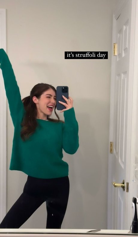 Chrissy Costanza nudes model image