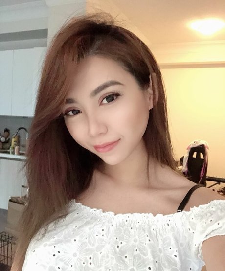 skinny asian teen onlyfans art naked pictures