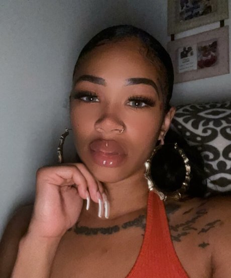 LightSkin pornstar free galleries