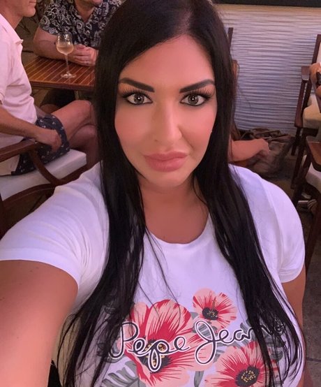 elisabetta mediterraneagirl pornstar art pic