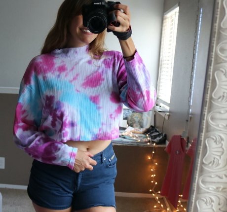 Autumn Brianne model xxx photo