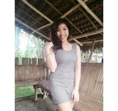 BustyCia star nude photo