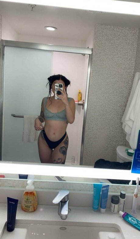 horrorwh0re pornstar sexy image