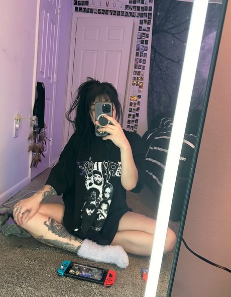 horrorwh0re nude actress gallery