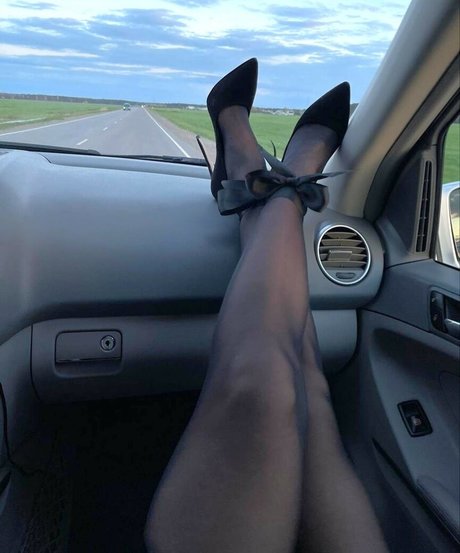 suna hot actress pictures