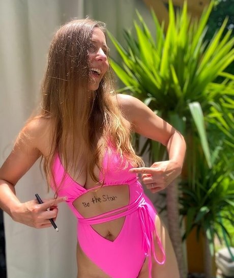 Shannon Marie model sex picture