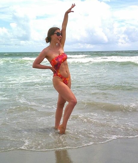 Shannon Marie star beautiful picture