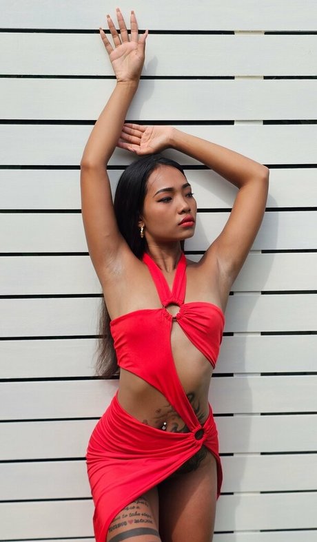 latina shemale onlyfans sexy photos