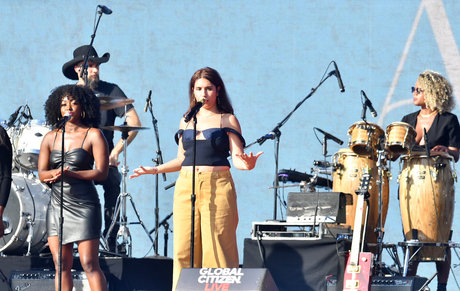 Alessia Cara art model img