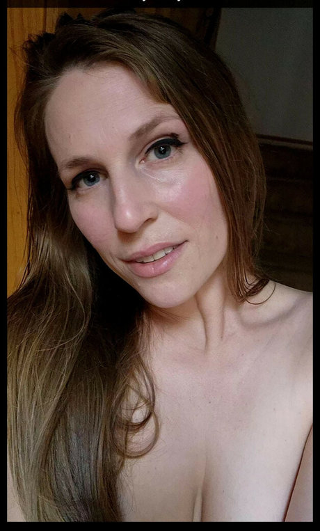 Xev Bellringer Photo Gallery