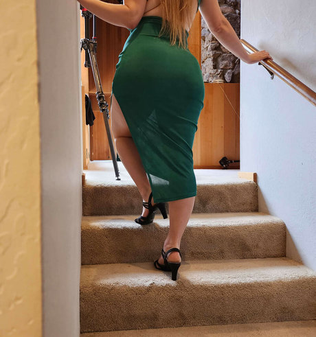 Xev Bellringer hd pornstar photo