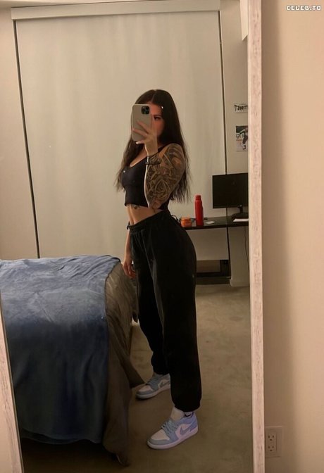 Chalina l art pornstar galleries