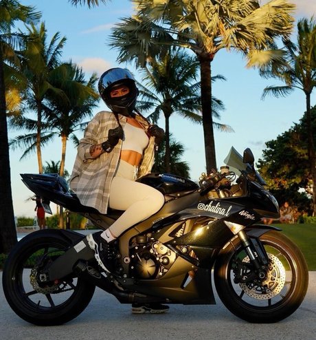 Chalina l model erotic image