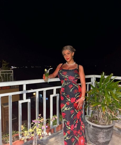 Becca M pornstar nude pics