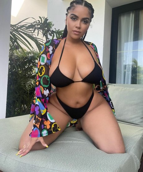 Jessenia Rebecca high quality star photos