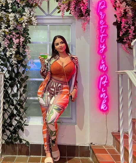 Jessenia Rebecca model free img