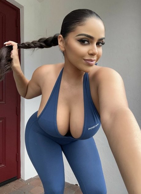 Jessenia Rebecca nice star picture