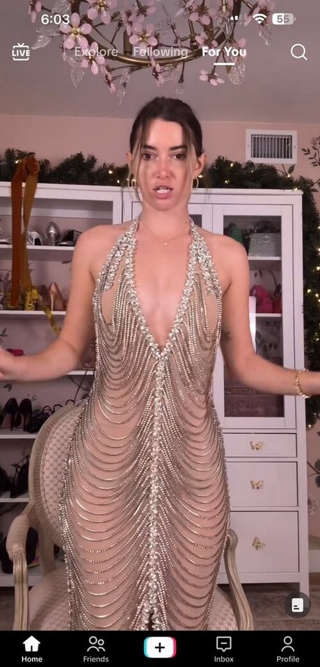 Madeleine White star top gallery