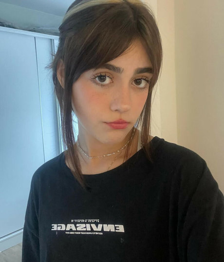 aangelarrochista perfect star pictures