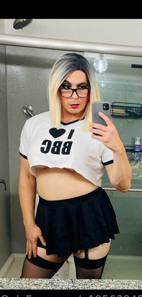 qosrachelcd model beautiful picture