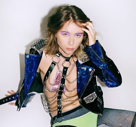 Cumgirl8 beautiful star image