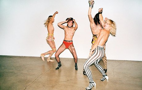 Cumgirl8 Photo Gallery