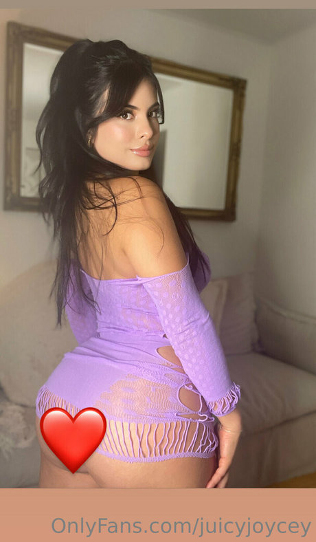 Juicyjoycey xxx model photos