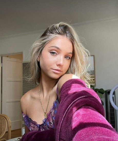 elmichelsen21 model perfect pics