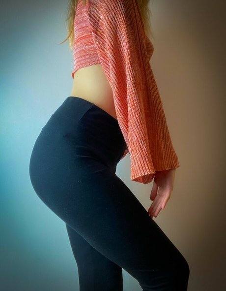 fansly onlyfans beautiful pics