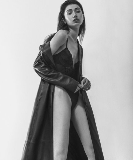 Danielle Ifrah model erotic images