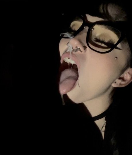 Emilyy Manson pornstar art photo