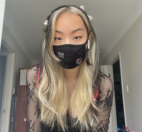 Smolkcqze model beautiful photo