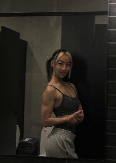 Smolkcqze xxx actress archive